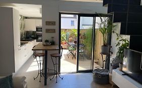 Maison bois Port-Louis